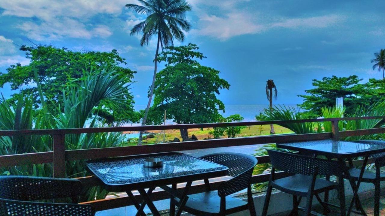 Namaste Hotel & Restaurant Libreville Esterno foto