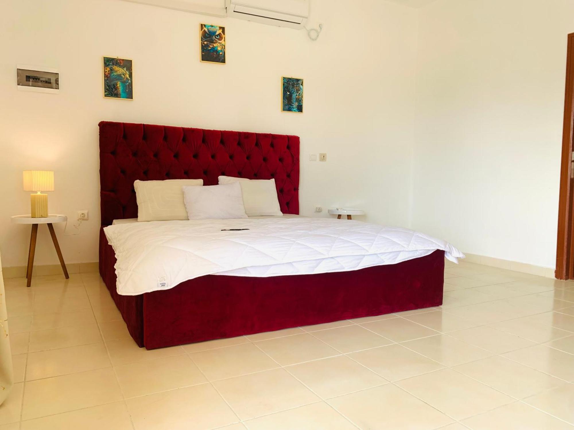 Namaste Hotel & Restaurant Libreville Esterno foto